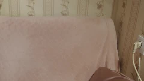 say meow and send tip  online show from 02-04-26, 12:00