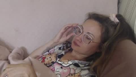 Snapshot of flowercandydoll13 chatting on 07-22-26, 08:11 say meow and send tip online show from 07-22-26, 08:11
