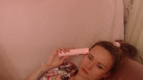 Snapshot of flowercandydoll13 chatting on 07-30-26, 08:35 say meow and send tip online show from 07-30-26, 08:35