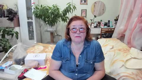 Flowerlower online show from 10-16-25, 04:52