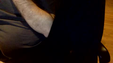 Snapshot of flowmover chatting on 01-21-25, 01:00 flowmover online show from 01-21-25, 01:00