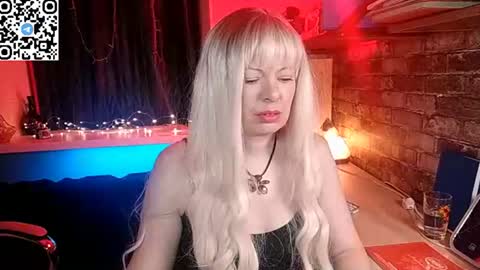 Irene online show from 06-25-26, 09:30