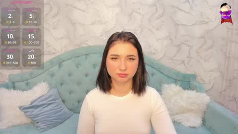 Lina online show from 04-19-26, 11:40