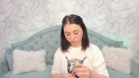 Lina online show from 05-01-26, 11:53