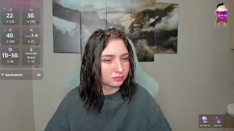 Lina online show from 05-13-26, 01:03