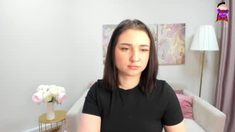 Lina online show from 05-14-26, 12:17