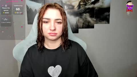 Lina online show from 06-09-26, 12:00