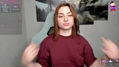 Lina online show from 06-18-26, 12:44