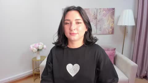 Lina online show from 07-01-26, 12:23