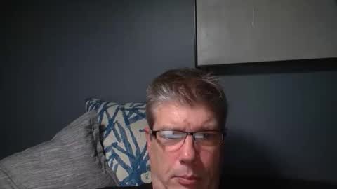 Snapshot of fluidconscience chatting on 11-15-25, 07:49 FluidConscience online show from 11-15-25, 07:49