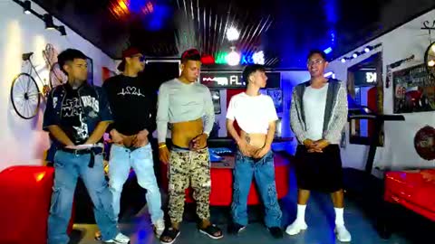 flyckers online show from 06-18-26, 01:26