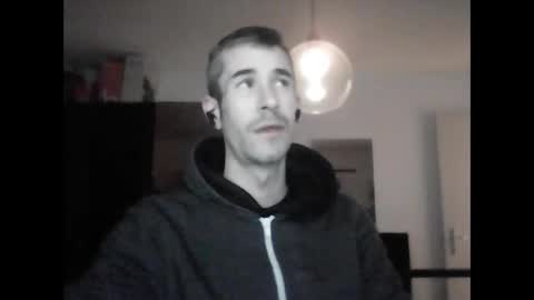 Snapshot of flyhigh92 chatting on 02-06-25, 10:32 flyhigh92 online show from 02-06-25, 10:32