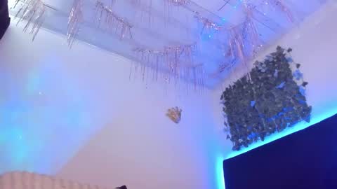 lia online show from 12-14-25, 06:45