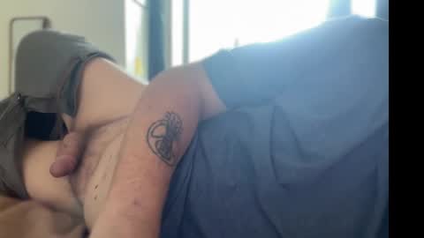 Snapshot of fnkywht60smthng_ chatting on 02-25-26, 09:35 fnkywht60smthng_ online show from 02-25-26, 09:35