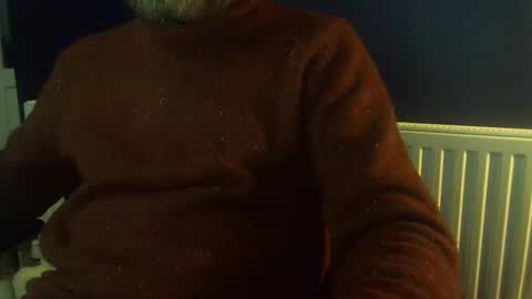 Snapshot of fns2011 chatting on 01-09-25, 03:55 fns2011 online show from 01-09-25, 03:55