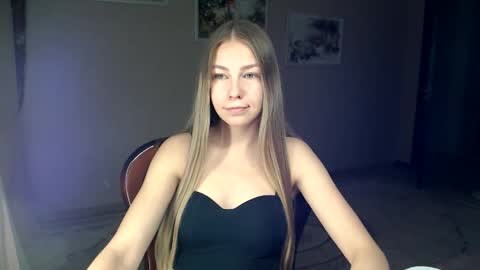 Molli  Ready for any play with you. Hottest show in pvt  Help a student earn big tokens  online show from 10-12-25, 07:46