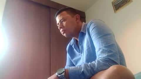 follonwx16xd online show from 09-21-25, 08:43