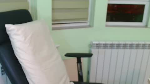 independent model online show from 12-09-24, 08:54