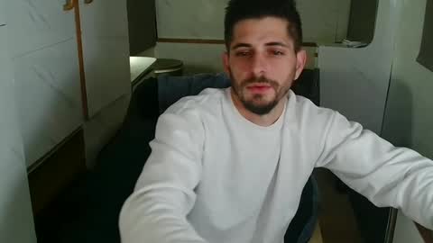 independent model online show from 11-25-25, 07:03