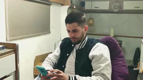 independent model online show from 04-02-26, 05:10