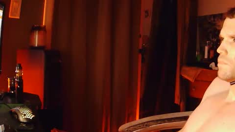 Snapshot of followthewhiterabbittail chatting on 10-28-25, 09:57 Have fun remembering u online show from 10-28-25, 09:57