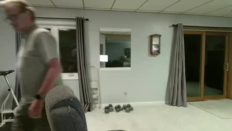 foodforcatfists online show from 09-17-25, 02:24