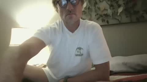 foodforcatfists online show from 11-20-25, 06:13