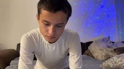 Snapshot of foooxxxi chatting on 09-26-25, 08:24 foooxxxi online show from 09-26-25, 08:24