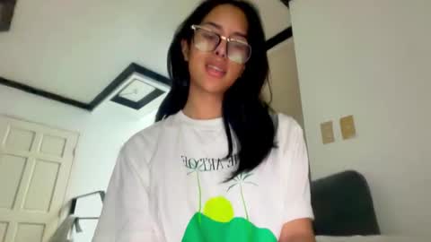 Snapshot of forbidden_candice chatting on 09-19-25, 12:28 forbidden_candice online show from 09-19-25, 12:28