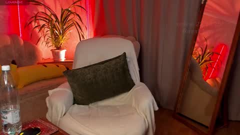     online show from 10-22-25, 12:05