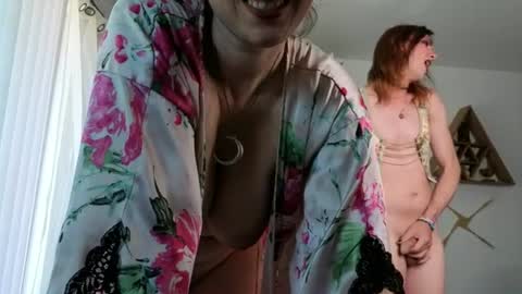 Snapshot of forestdarling chatting on 06-13-26, 07:45 forestdarling online show from 06-13-26, 07:45