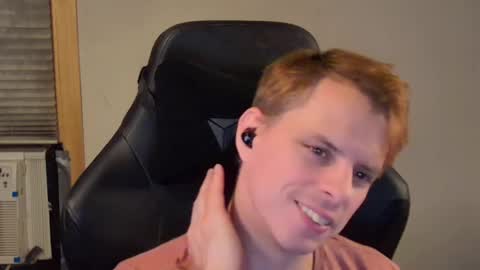 Snapshot of forever_broken chatting on 12-11-24, 05:10 forever_broken online show from 12-11-24, 05:10