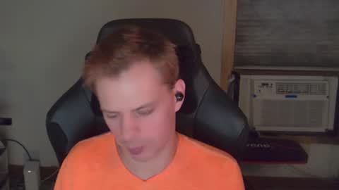 Snapshot of forever_broken chatting on 10-09-25, 05:16 forever_broken online show from 10-09-25, 05:16