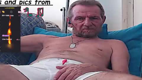 Snapshot of forexxxx_man chatting on 01-12-25, 11:28 doc online show from 01-12-25, 11:28