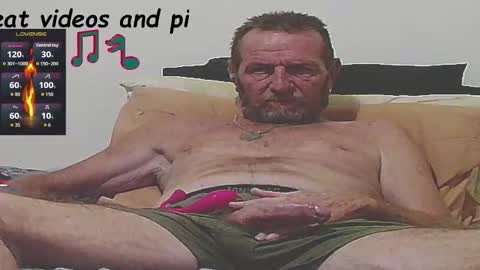Snapshot of forexxxx_man chatting on 10-11-25, 01:49 doc online show from 10-11-25, 01:49