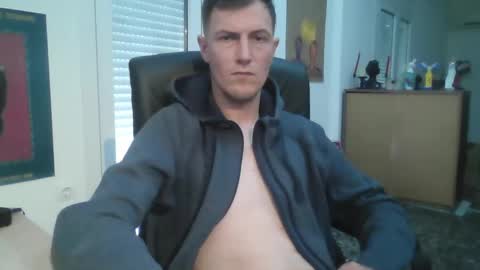 Snapshot of forfun1317 chatting on 03-18-26, 01:14 forfun1317 online show from 03-18-26, 01:14