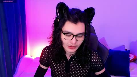 Yukio online show from 04-12-26, 08:58