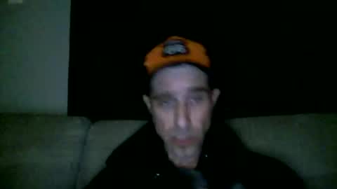Snapshot of fouraide42 chatting on 05-10-26, 01:44 fouraide42 online show from 05-10-26, 01:44