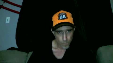 Snapshot of fouraide42 chatting on 05-15-26, 05:58 fouraide42 online show from 05-15-26, 05:58