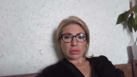 Snapshot of fox_red_lady7 chatting on 05-16-26, 06:32 fox_red_lady7 online show from 05-16-26, 06:32