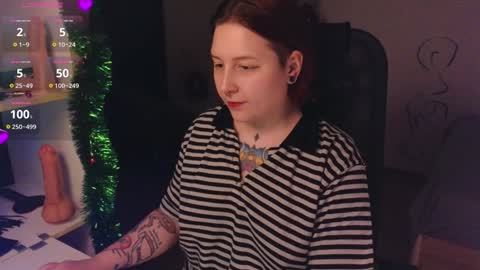 Snapshot of foxgirlandmerguis chatting on 12-29-24, 12:55 Belinda online show from 12-29-24, 12:55
