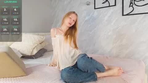 foxialee online show from 11-27-25, 05:31