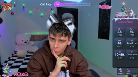 Foxicfu online show from 12-25-24, 04:54