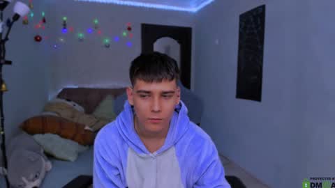 Foxicfu online show from 01-09-25, 03:23