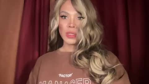 KITTY online show from 04-20-26, 11:35