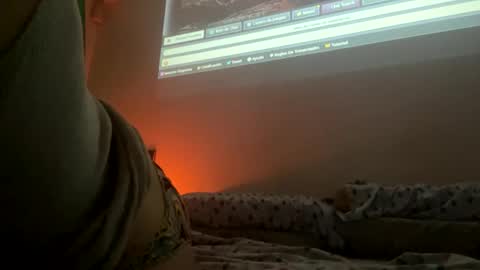 Snapshot of foxx2021 chatting on 03-08-25, 09:28 foxx2021 online show from 03-08-25, 09:28