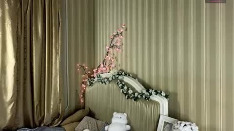 Petra online show from 02-04-26, 01:50