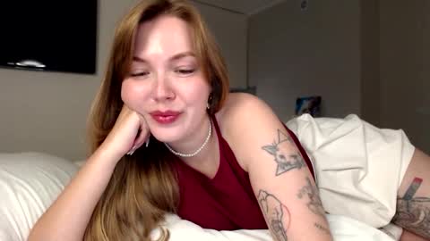 Snapshot of foxxycindy chatting on 09-26-25, 09:08 Cindy online show from 09-26-25, 09:08