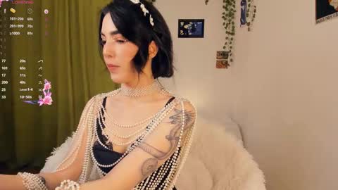 Snapshot of foxy_blush chatting on 02-06-26, 01:25 Eva online show from 02-06-26, 01:25