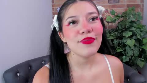 Loren online show from 05-09-26, 11:04